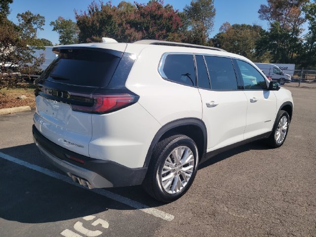 Used 2026 GMC Acadia Elevation w/ Elevation Premium Package FWD image 5