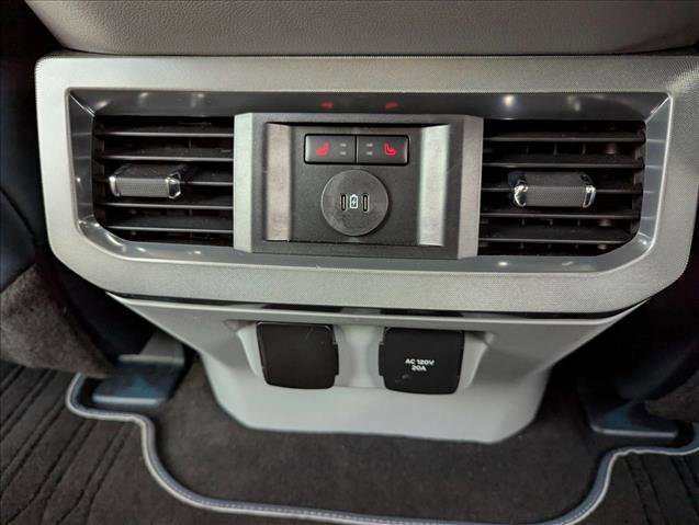 Certified 2024 Ford F250 Limited w/ FX4 Off-Road Package image 17