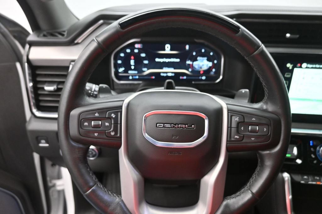 Used 2025 GMC Sierra 1500 Denali AWD/4WD image 6