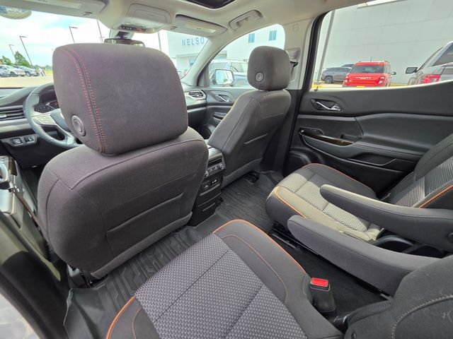 Used 2023 GMC Acadia AT4 w/ Trailering Package AWD/4WD image 14