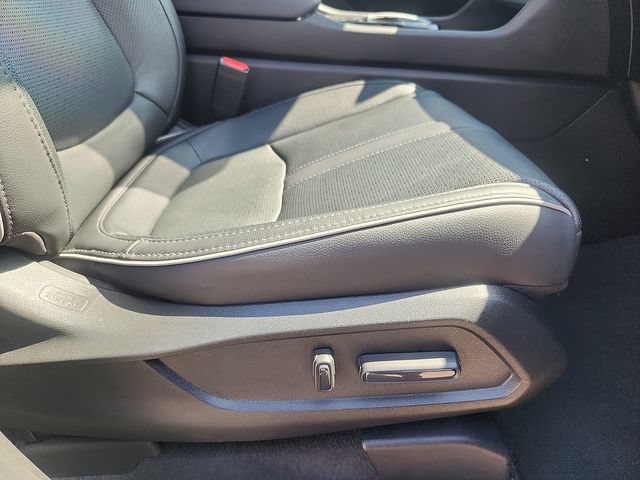 Used 2023 Honda Pilot Elite image 35