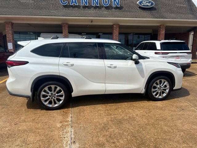Used 2020 Toyota Highlander Limited AWD/4WD image 6