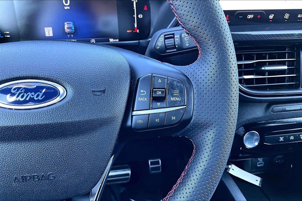 Certified 2023 Ford Escape ST-Line w/ Tech Pack #1 image 18