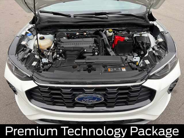 Certified 2023 Ford Escape ST-Line Elite w/ Premium Technology Package AWD/4WD image 15