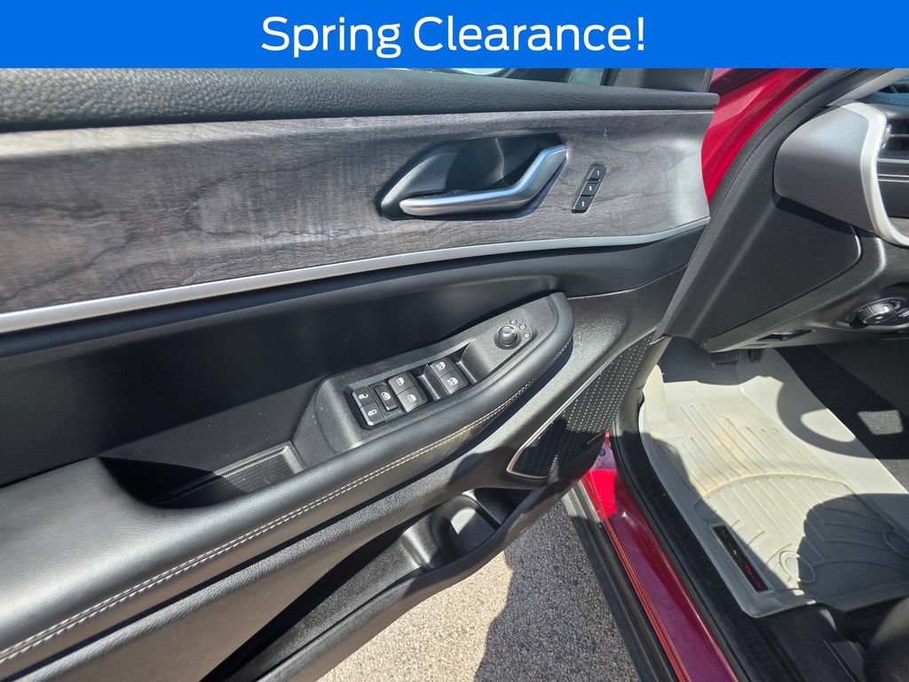Used 2022 Jeep Grand Cherokee Limited AWD/4WD image 15
