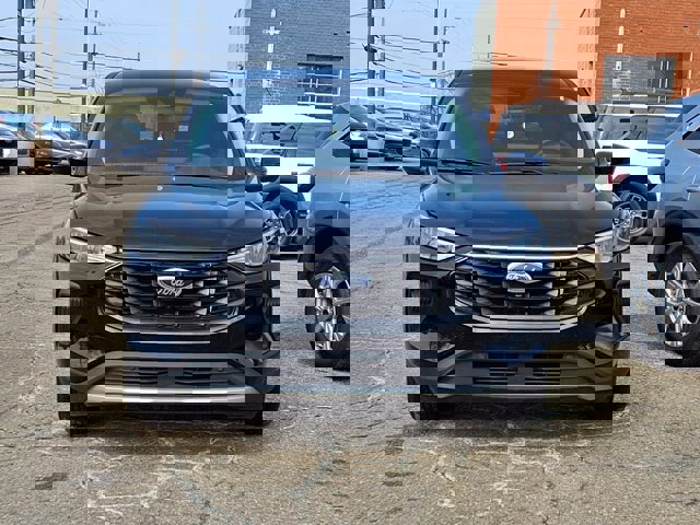 Certified 2024 Ford Escape Active w/ Tech Pack #2 image 4