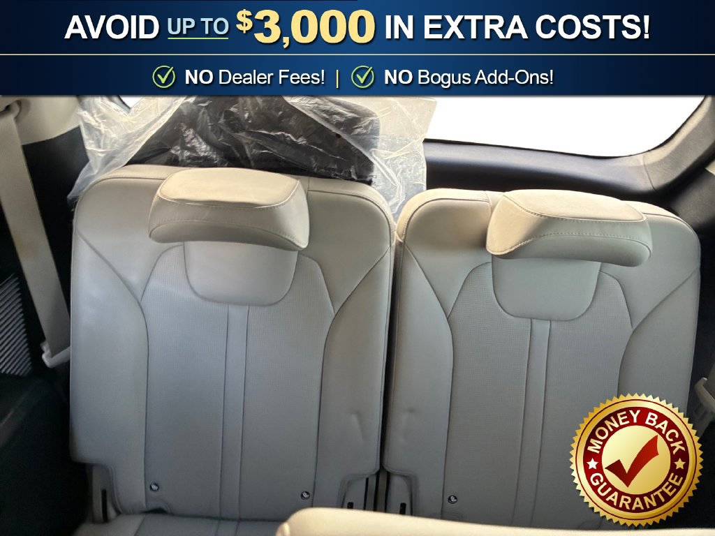 Used 2025 Kia Sorento S w/ Panoramic Sunroof Package FWD image 21