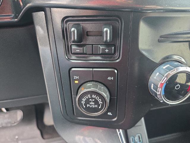 Certified 2022 Ford F150 XLT w/ Equipment Group 302A High image 32