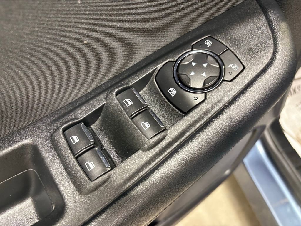 Certified 2019 Ford Edge SE image 12