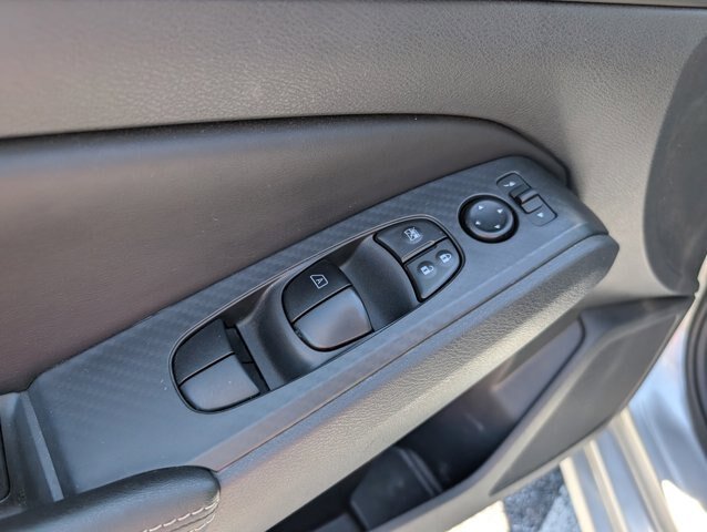 Used 2024 Nissan Altima 2.5 SV AWD/4WD image 9