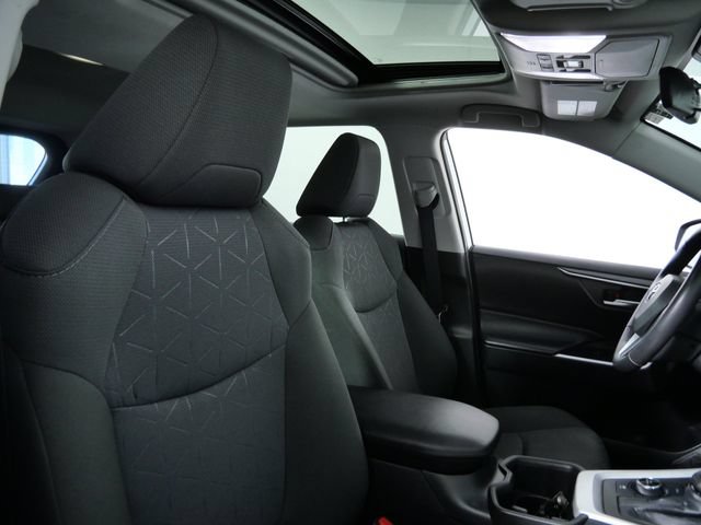 Used 2022 Toyota RAV4 XLE w/ Convenience Package AWD/4WD image 12