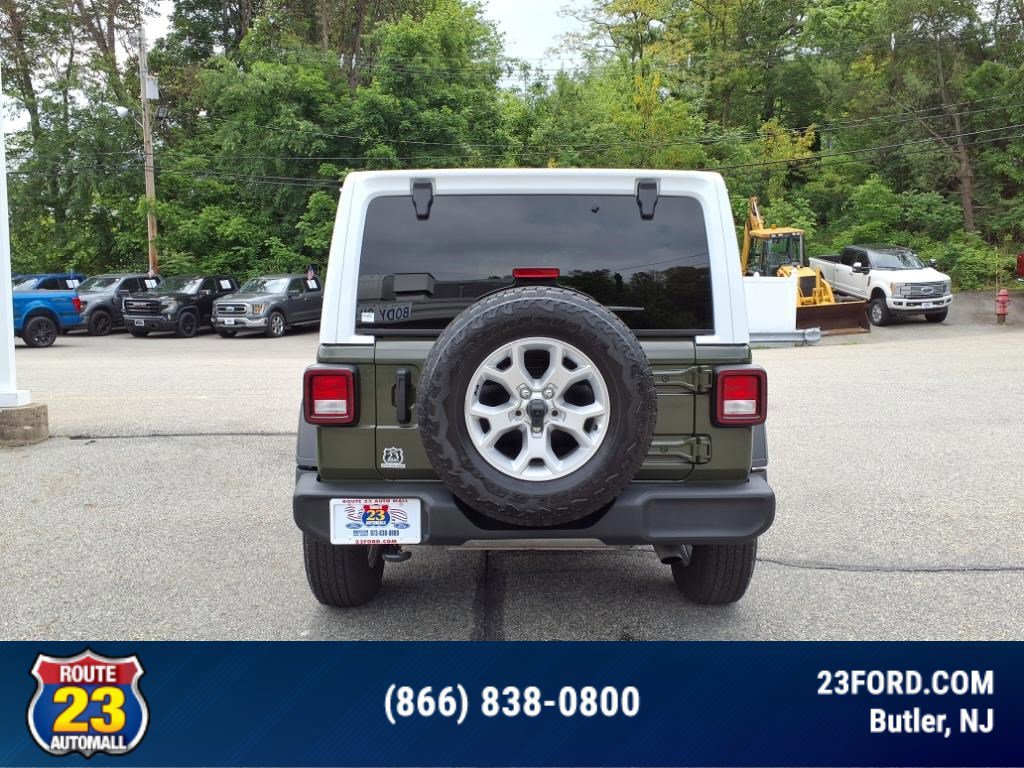 Used 2021 Jeep Wrangler Unlimited Islander image 3