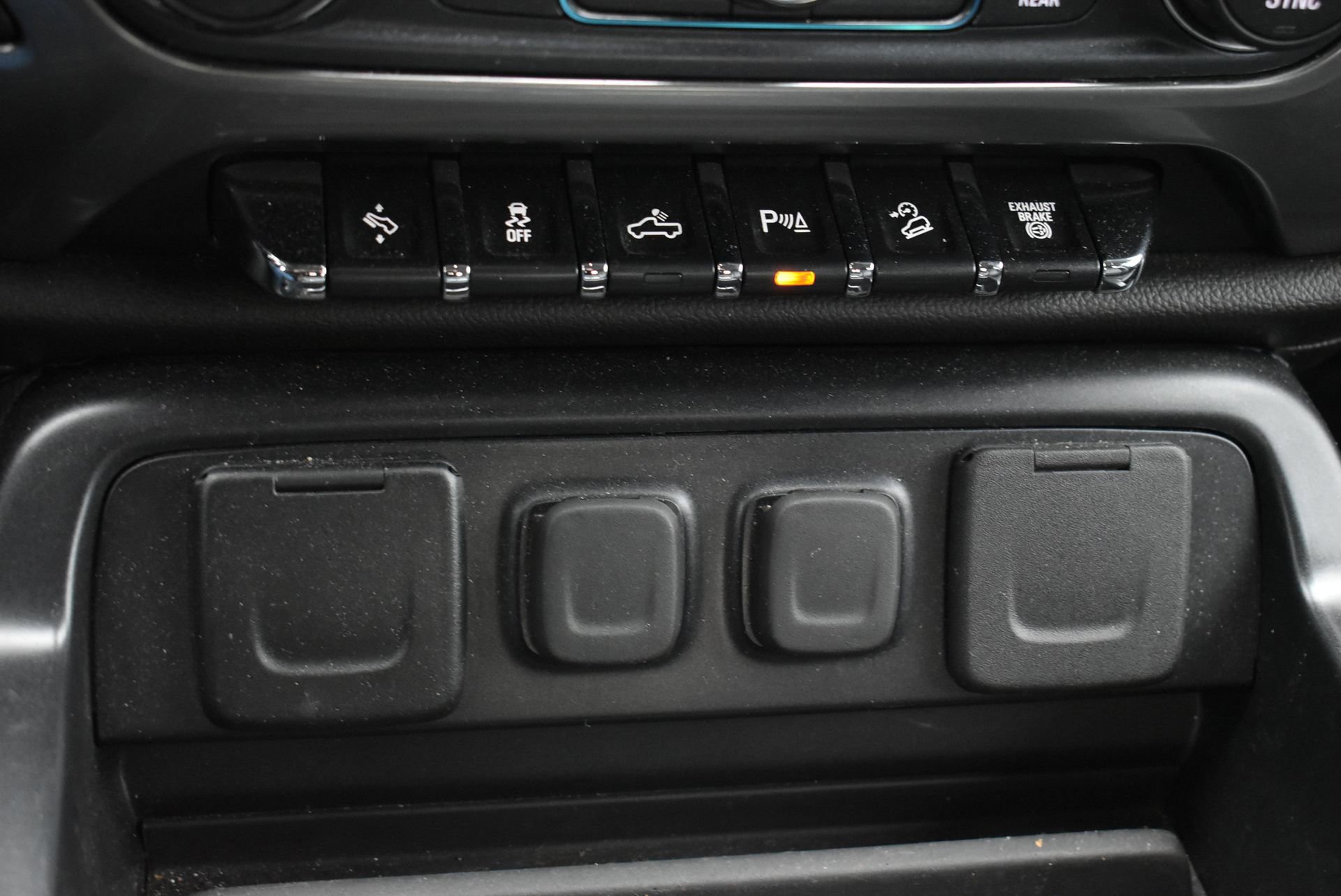 Used 2019 Chevrolet Silverado 3500 LTZ image 32