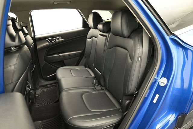 Used 2024 Kia Sportage EX FWD image 27