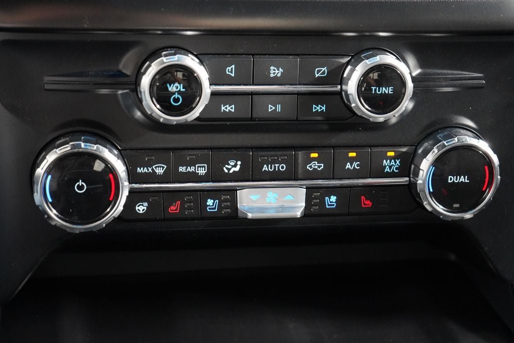 Certified 2024 Ford F150 Lariat w/ Equipment Group 502A High AWD/4WD image 20