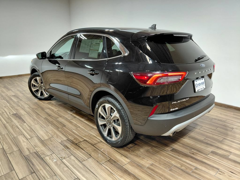 Certified 2025 Ford Escape Platinum AWD/4WD image 21