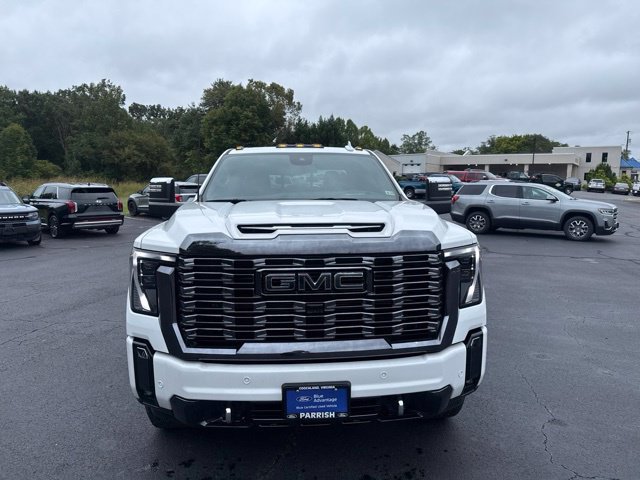 Used 2024 GMC Sierra 2500 Denali Ultimate AWD/4WD image 2