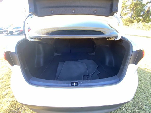 Used 2023 Toyota Corolla LE w/ LE Convenience Package image 11