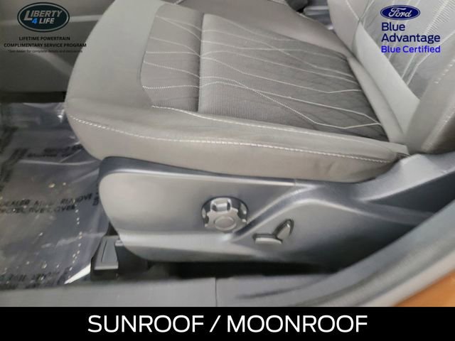 Certified 2019 Ford EcoSport SE image 14