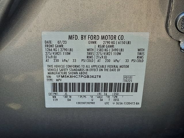 Certified 2023 Ford Explorer Platinum w/ Technology Package AWD/4WD image 27