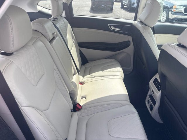 Certified 2023 Ford Edge Titanium w/ Equipment Group 301A AWD/4WD image 18