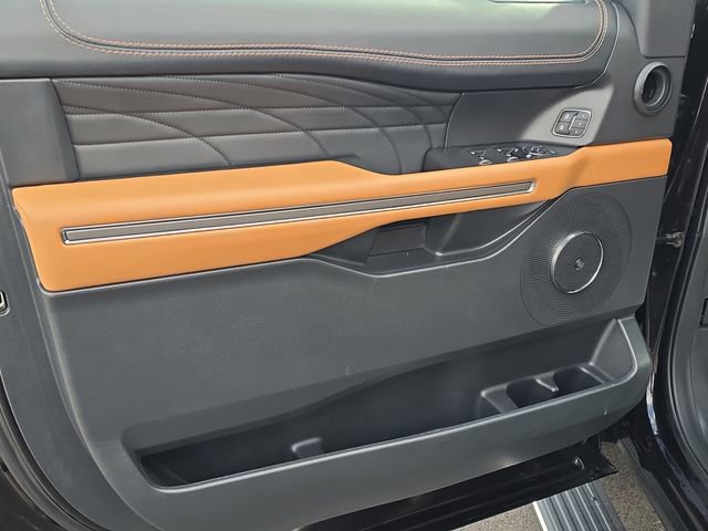 Certified 2024 Ford Expedition Max Platinum image 11