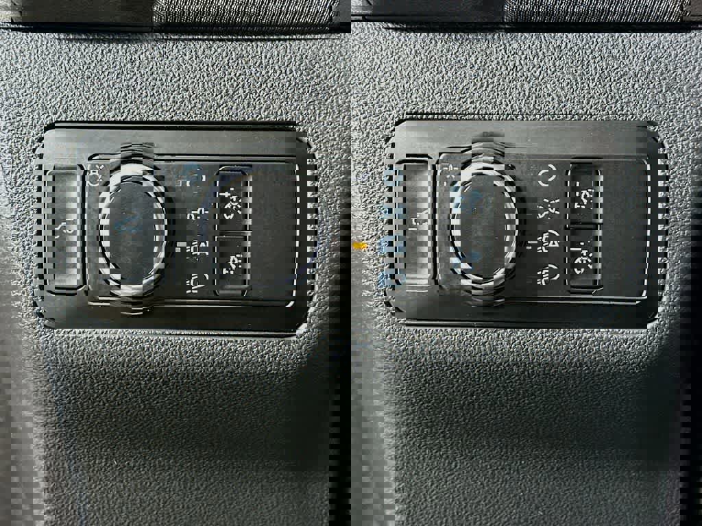 Certified 2025 Ford Bronco Sport Big Bend image 26