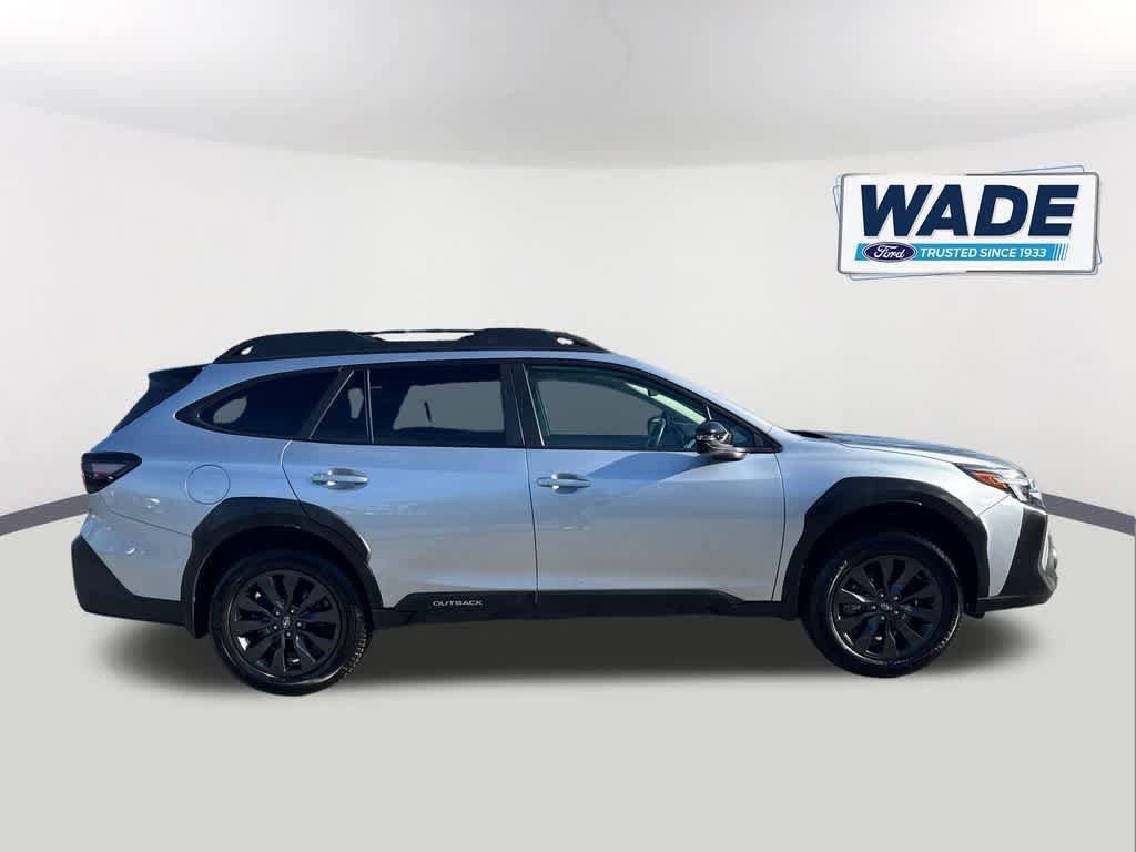 Used 2023 Subaru Outback Onyx Edition image 4