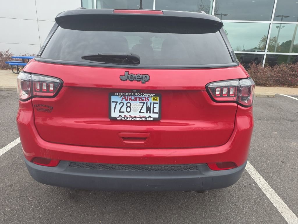 Used 2021 Jeep Compass Latitude image 4