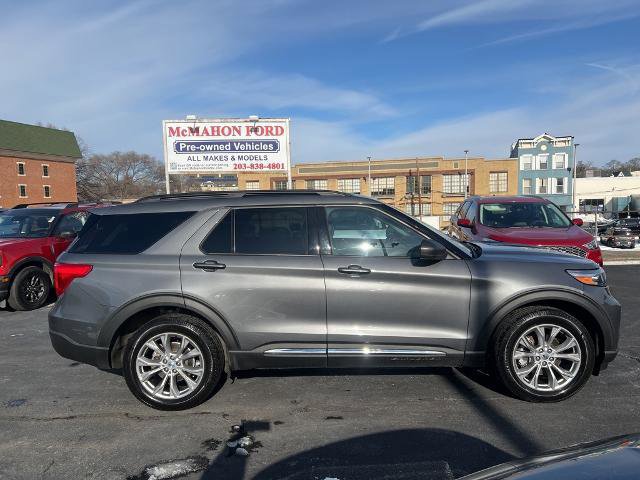 Certified 2022 Ford Explorer XLT w/ Equipment Group 202A image 5