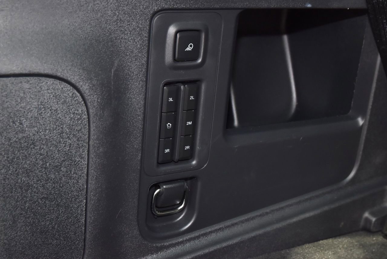 Certified 2025 Ford Expedition Active AWD/4WD image 39