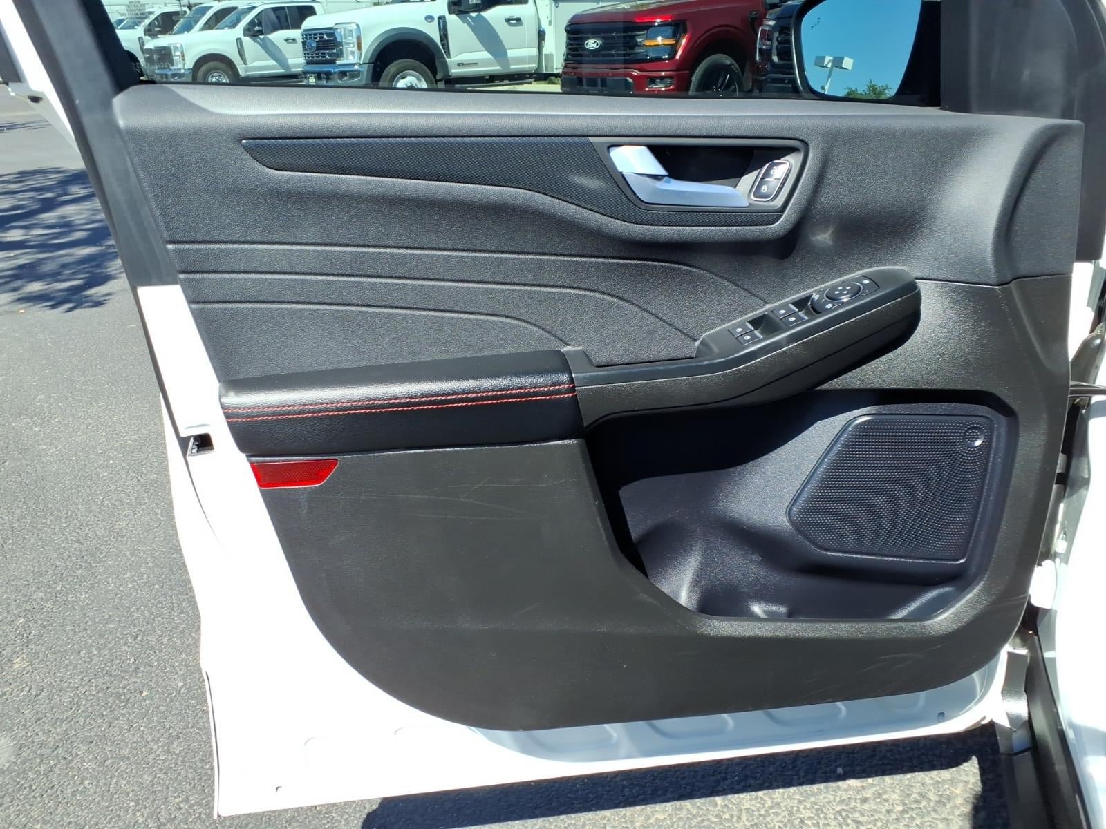 Certified 2024 Ford Escape ST-Line w/ Tech Pack #1 FWD image 20