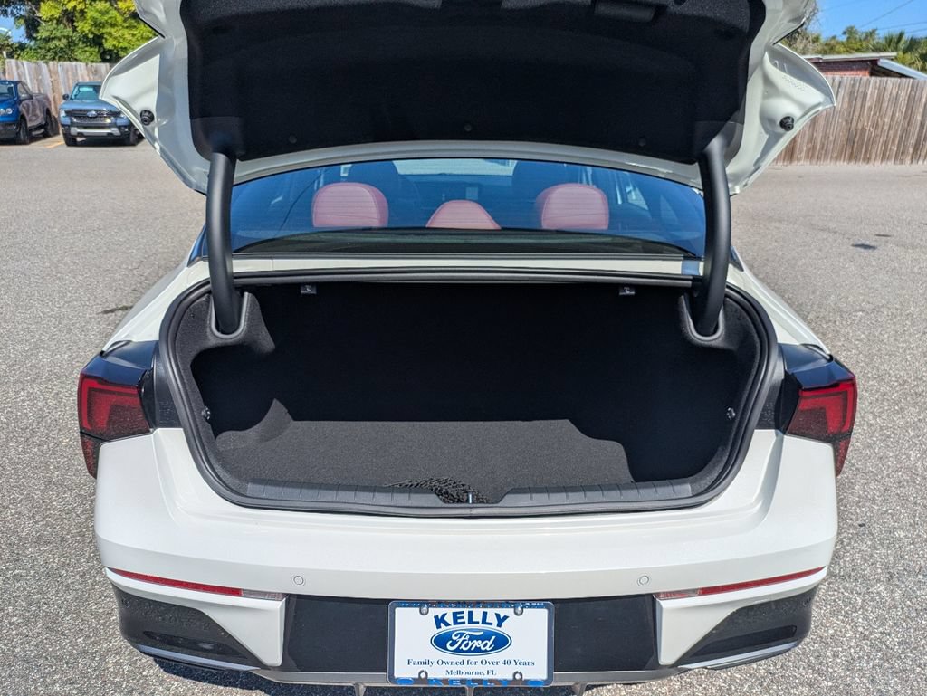 Used 2025 Kia K5 GT-Line w/ GT-Line Premium Package FWD image 13