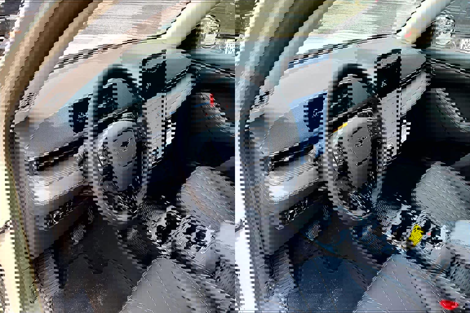 Certified 2025 Ford Mustang Mach-E Select w/ Comfort Package Lite RWD image 18