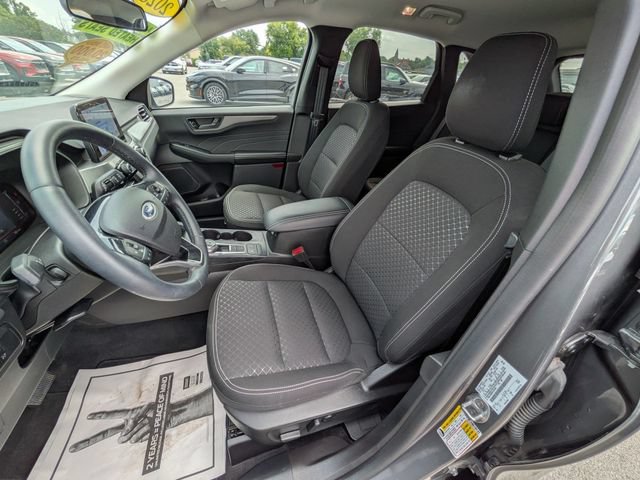 Certified 2023 Ford Escape Active AWD/4WD image 7