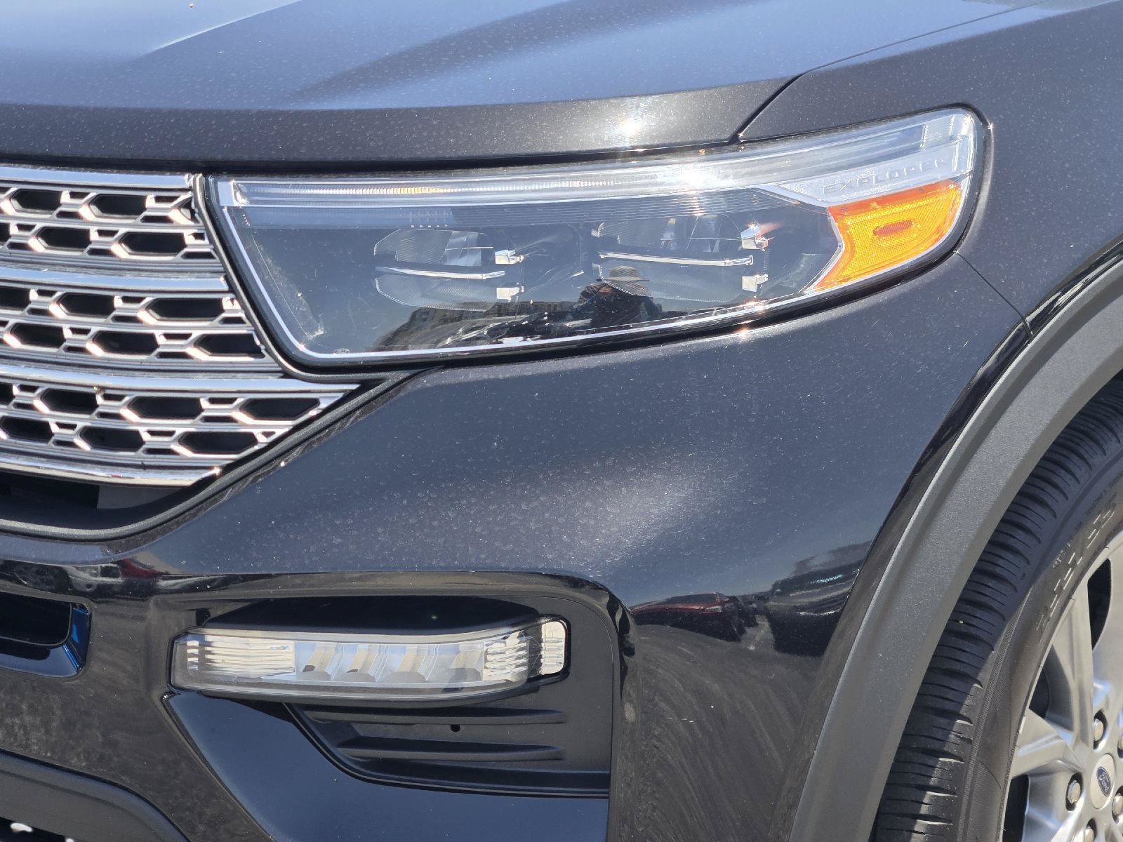 Certified 2022 Ford Explorer Limited w/ Equipment Group 301A RWD image 7