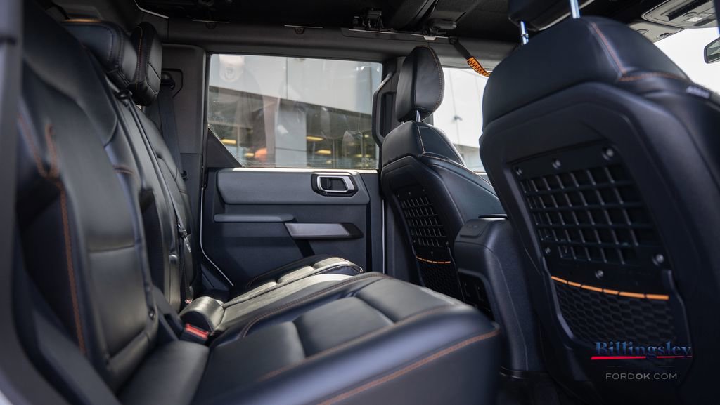 Certified 2023 Ford Bronco Badlands image 10