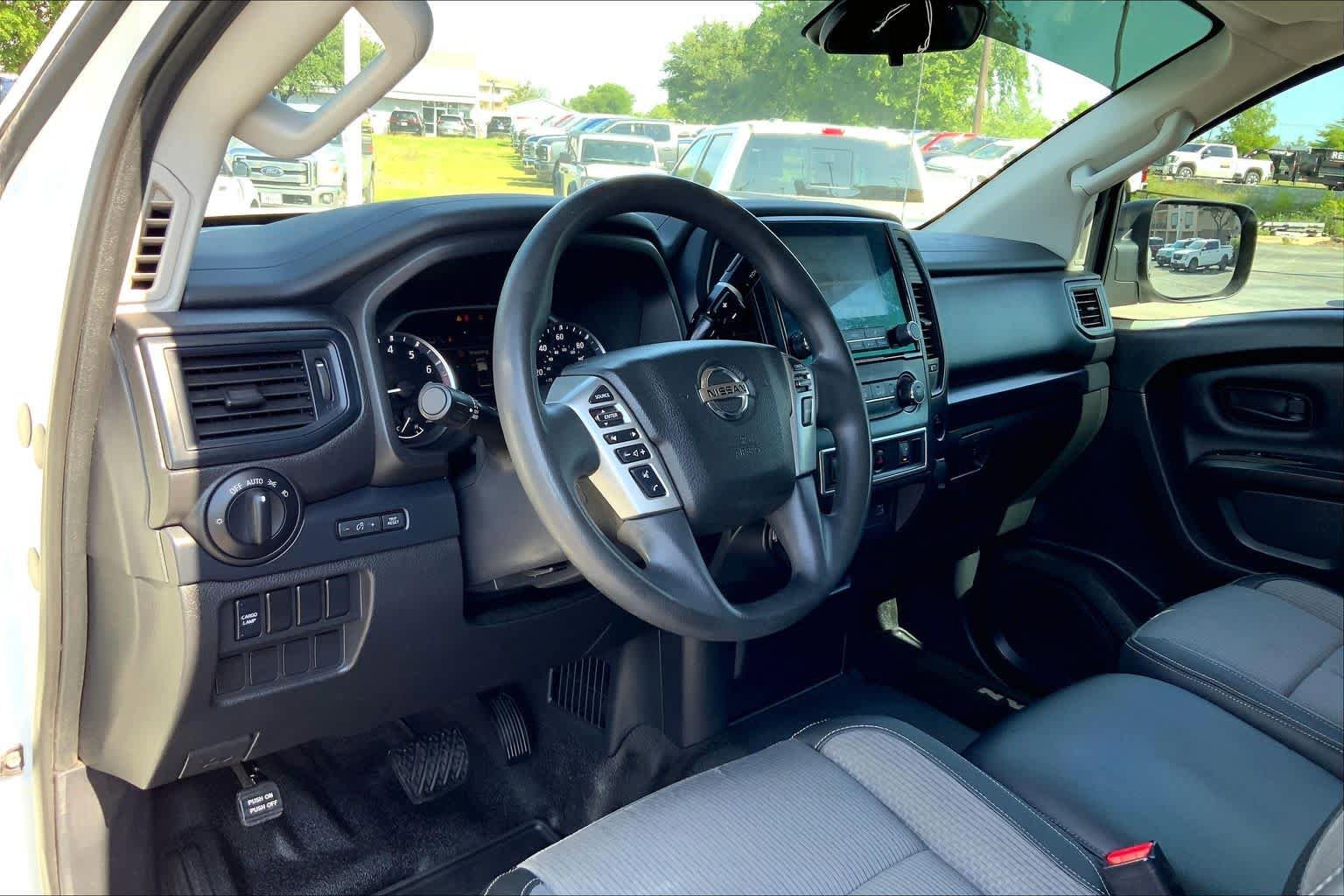 Used 2021 Nissan Titan S w/ S Utility Package AWD/4WD image 15