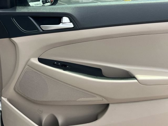 Used 2021 Hyundai Tucson SE FWD image 25