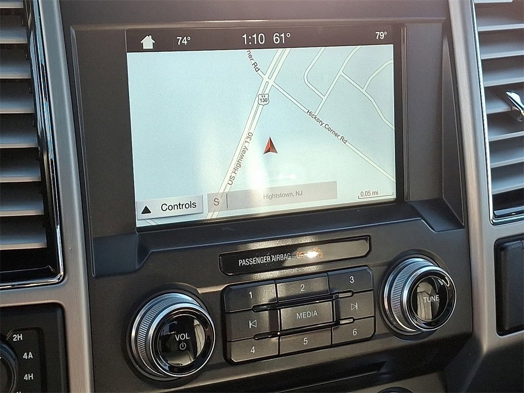 Certified 2018 Ford F150 Platinum w/ Equipment Group 701A Luxury image 18