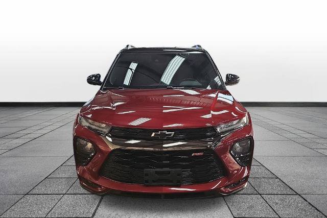 Used 2023 Chevrolet TrailBlazer RS FWD image 2