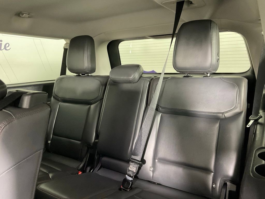 Certified 2025 Ford Expedition Max Active image 17