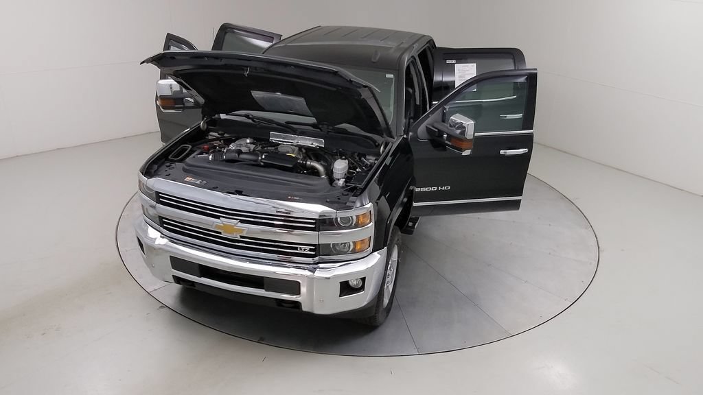 Used 2018 Chevrolet Silverado 2500 LTZ w/ Duramax Plus Package AWD/4WD image 45