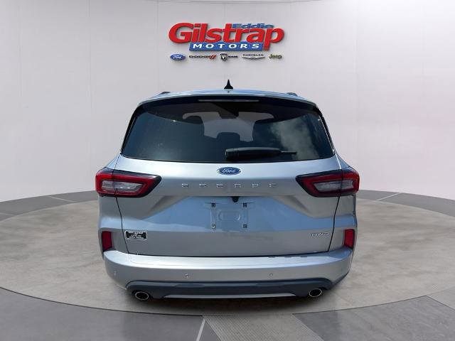 Certified 2023 Ford Escape ST-Line Elite AWD/4WD image 4