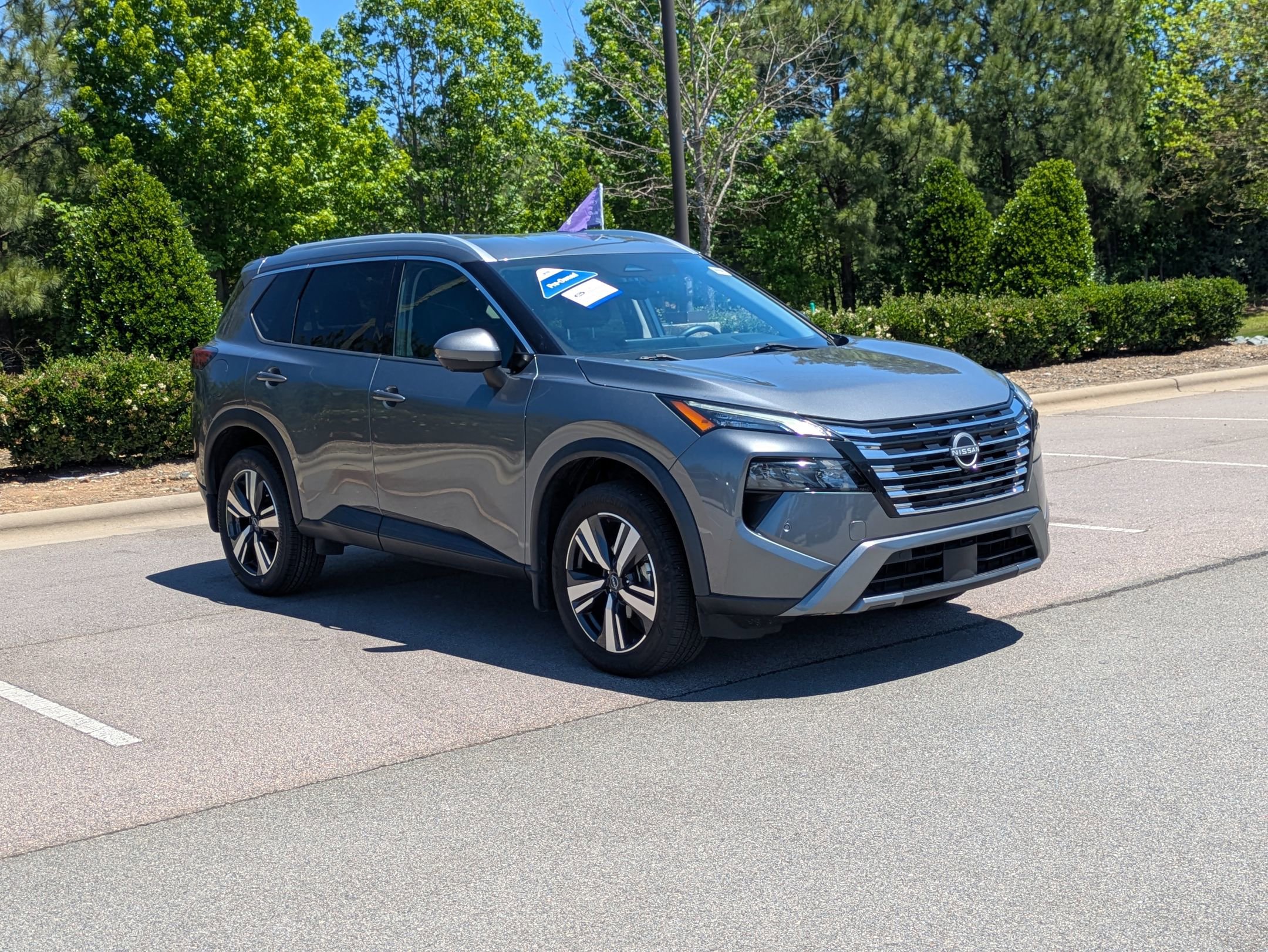 Used 2024 Nissan Rogue SL