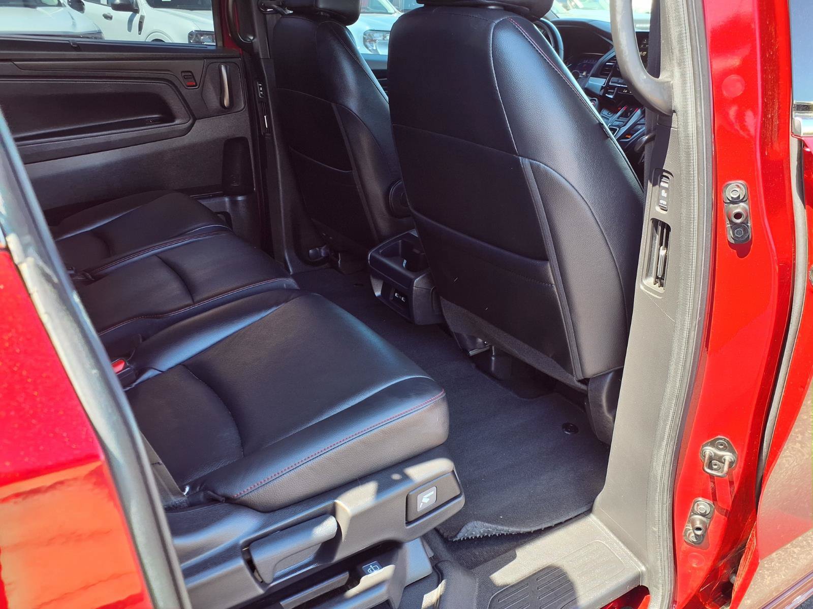 Used 2023 Honda Odyssey Sport image 13