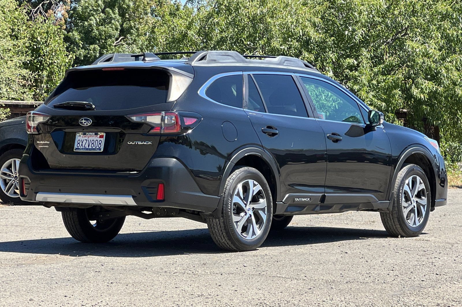 Used 2022 Subaru Outback Limited w/ Popular Package #2 AWD/4WD image 4