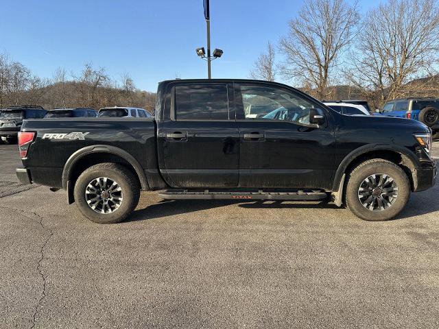 Used 2024 Nissan Titan PRO-4X w/ Pro-4x Convenience Package image 2