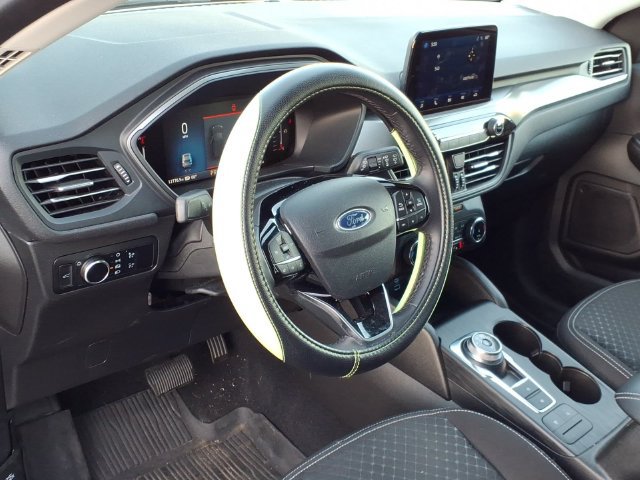 Certified 2023 Ford Escape Active AWD/4WD image 19