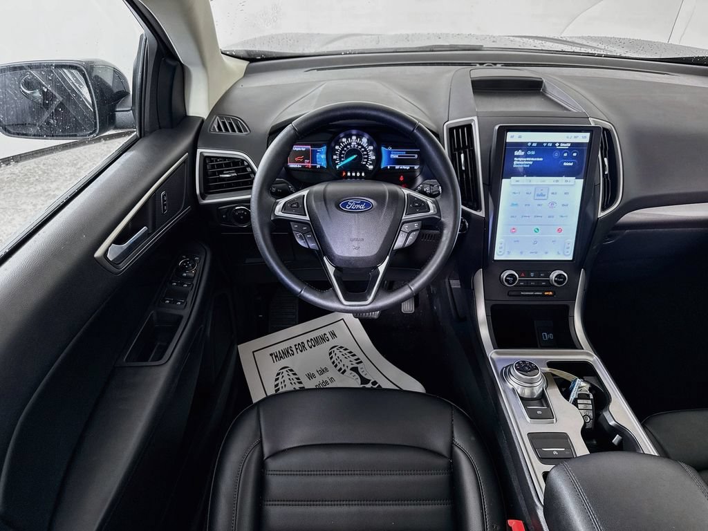 Certified 2023 Ford Edge SEL w/ Convenience Package AWD/4WD image 4
